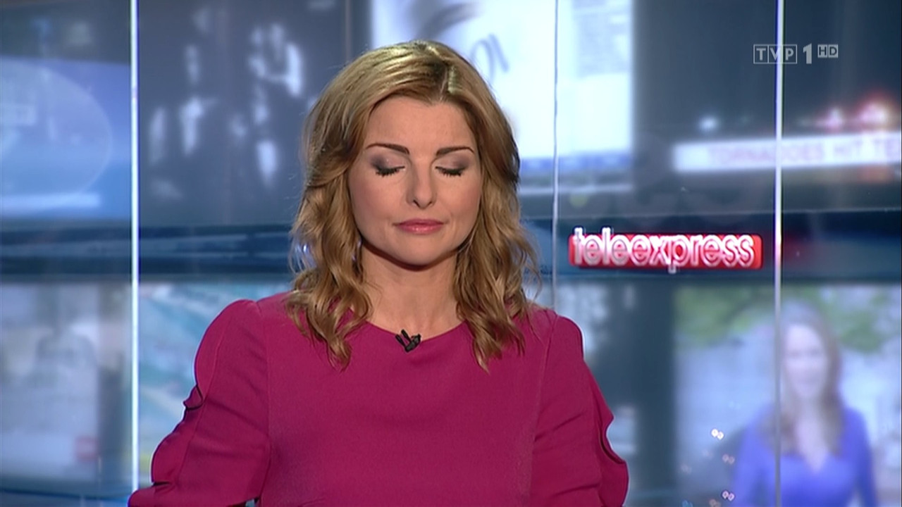 001_TVP_1_HD-27122015-1659.mts (0_00_17) 000747