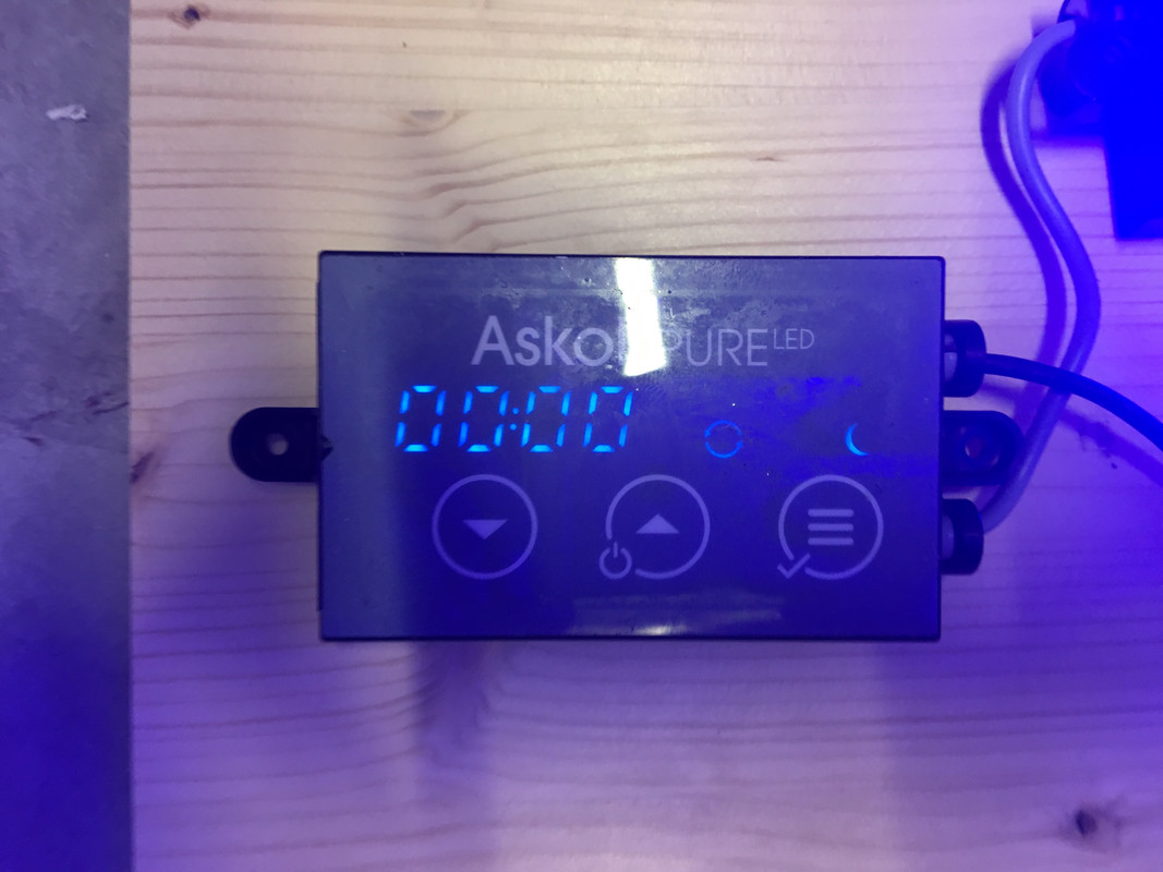 49913D14-1143-4CD1-8C8F-0A75E33BEB71