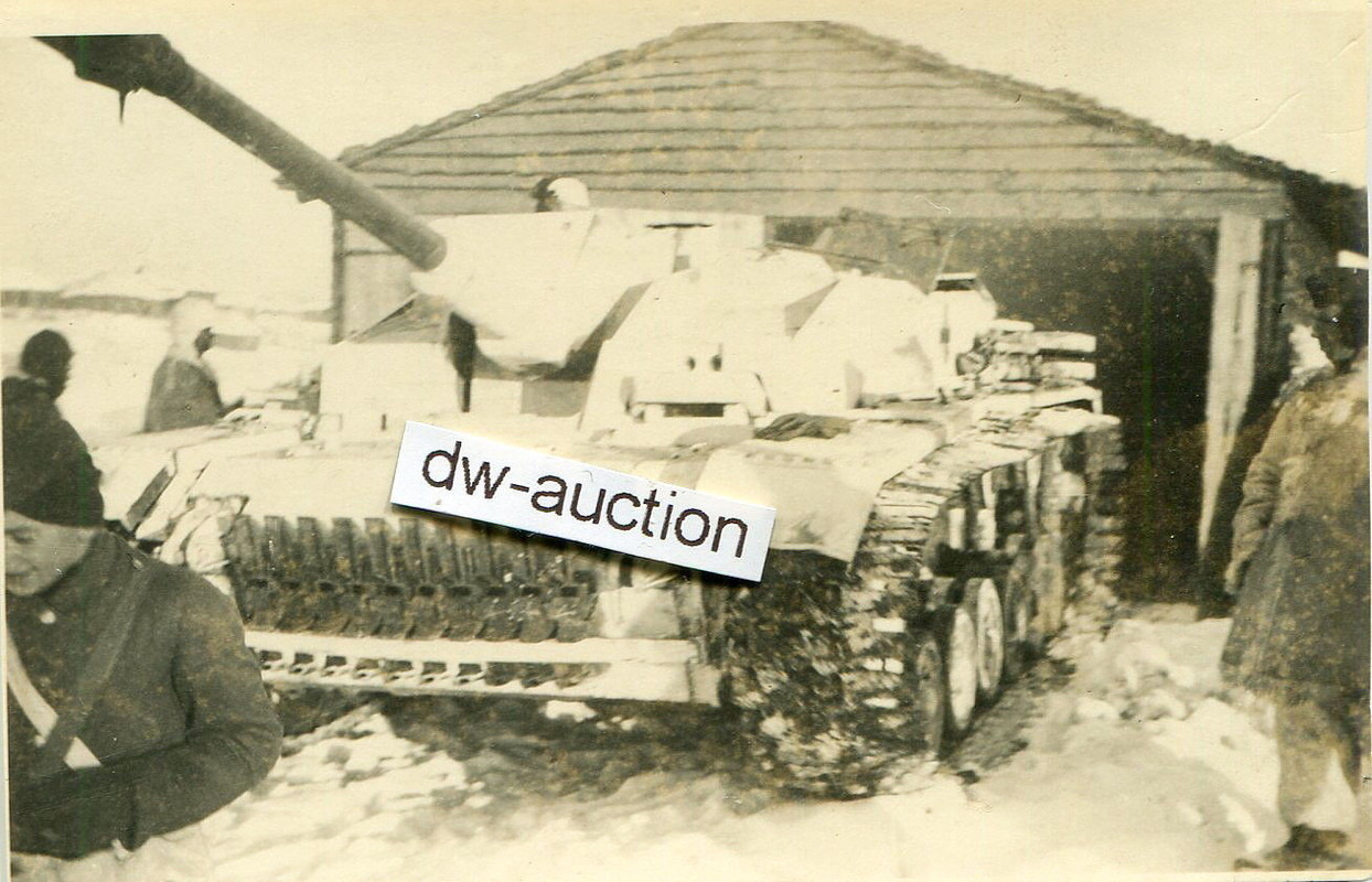 Sturmgeschütz Langrohr mit Winter Tarnanstrich