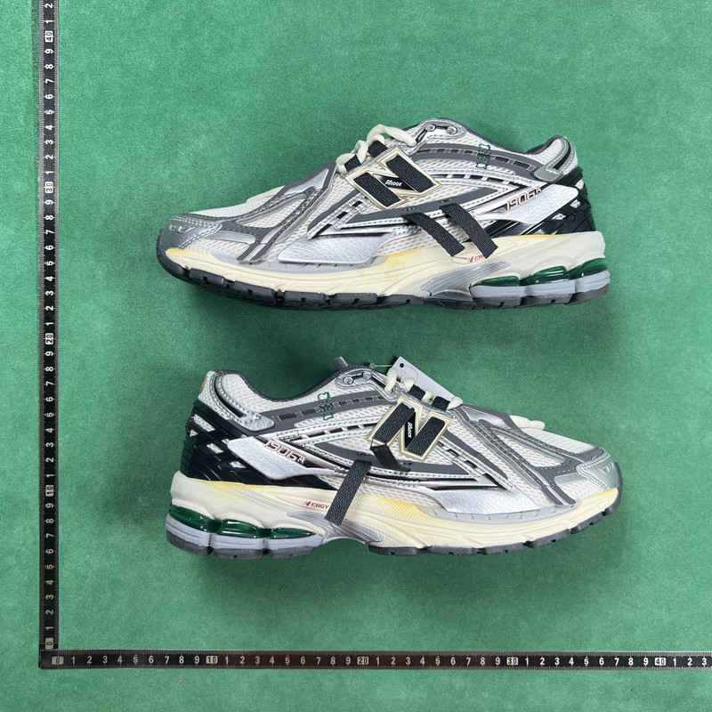 New Balance NB 1906R