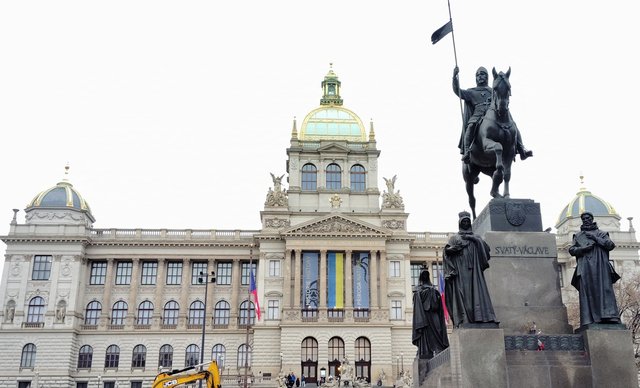 La pinacoteca del Castillo, la Galería Nacional y más Mercados de Navidad - Viena - Bratislava - Praga, Navidad 2024 (130)