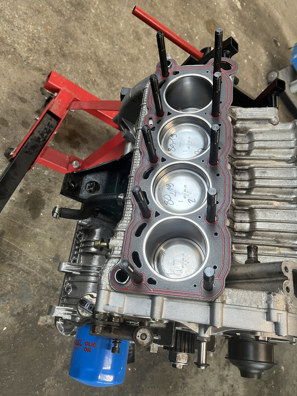 7903B9B9-D525-4CDE-8C6C-8570E6F2CE41