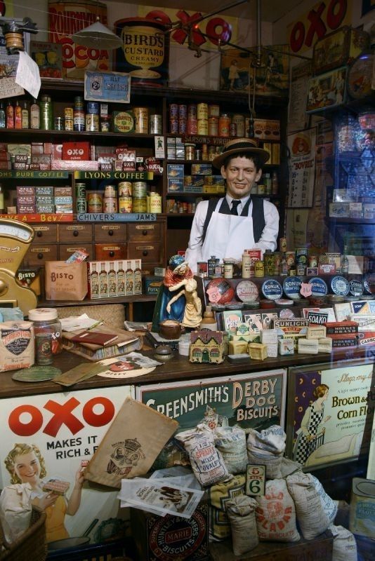 vintageshop.jpg