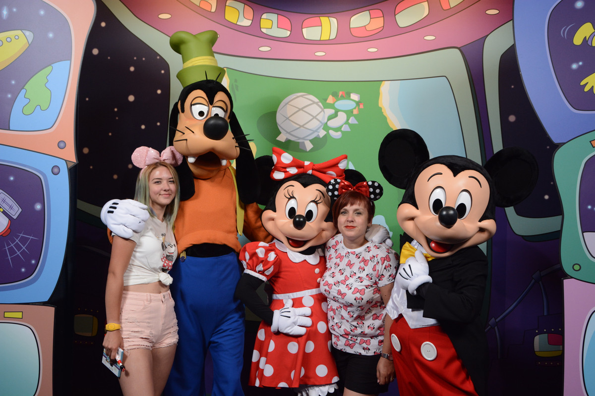 1D2187D9-DB65-4B97-87A9-CF3B43B1C8BF