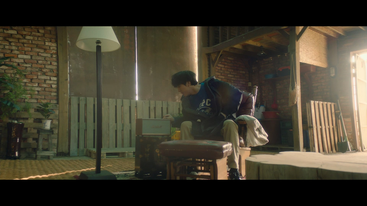 (Vietsub) The Desperate Chase 2024 1080p WEBrip AAC2.0 H264.mkv_snapshot_00.40.53.879