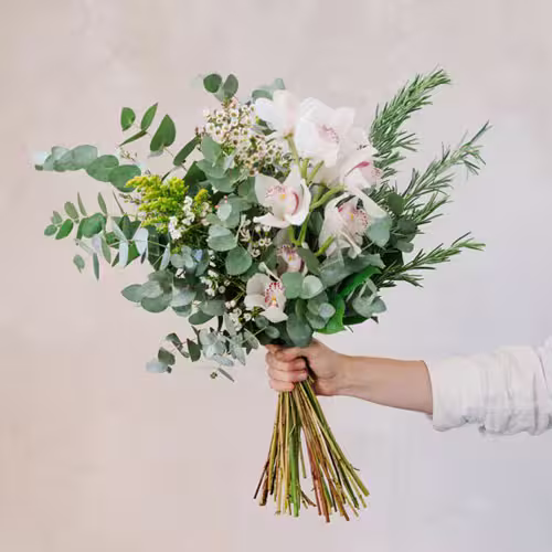 Ramo De Flores Blancas