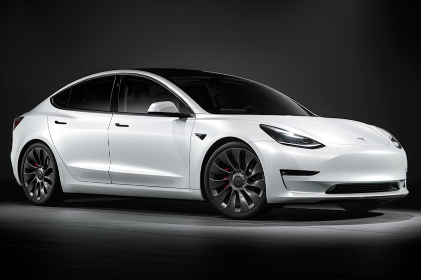 Tesla está mejorando en el reciclaje de baterías