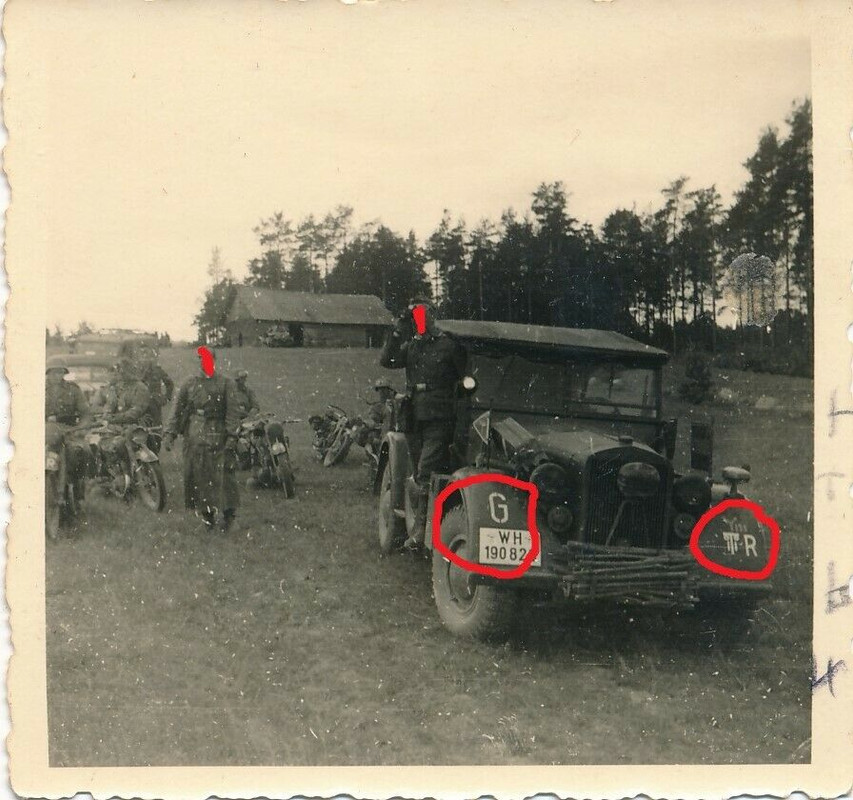 10 Panzerdivision Fahrzeug Kfz Kübelwagen Wappen Maling WH Nummernschild