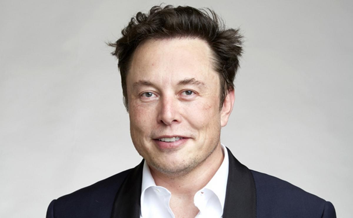 Elon Musk gana 36 MMDD en un día gracias a este negocio