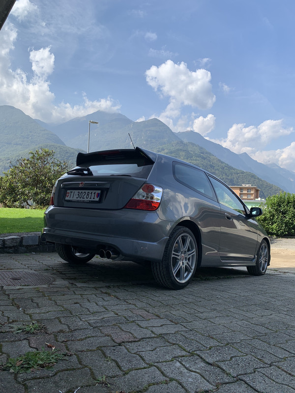 4EF25729-6C76-4889-8C48-B9A6391268A7