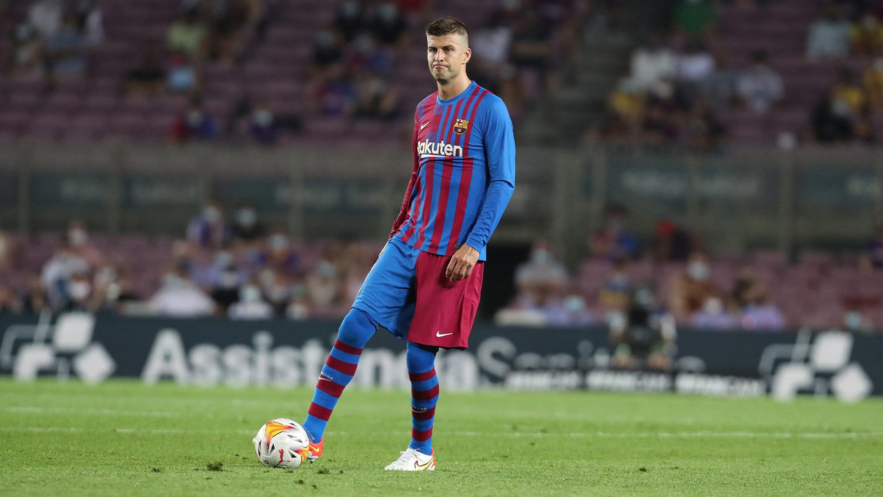 Le dicen Judas a Gerard Piqué por renovar contrato con el FC Barcelona