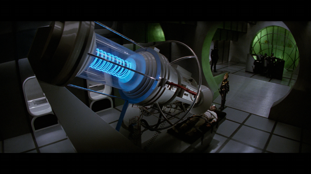 Flash Gordon.mkv_snapshot_00.44.09_[2020.08.19_21.37.56]