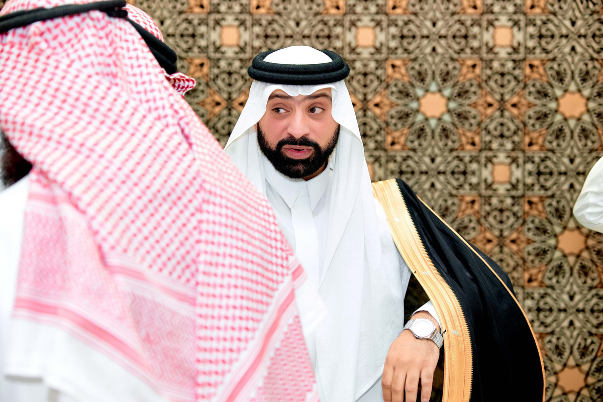 Freelancers-BN7-A5006