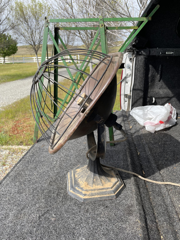 64C601FE-D0E9-4E21-A015-33B3F2907BA1