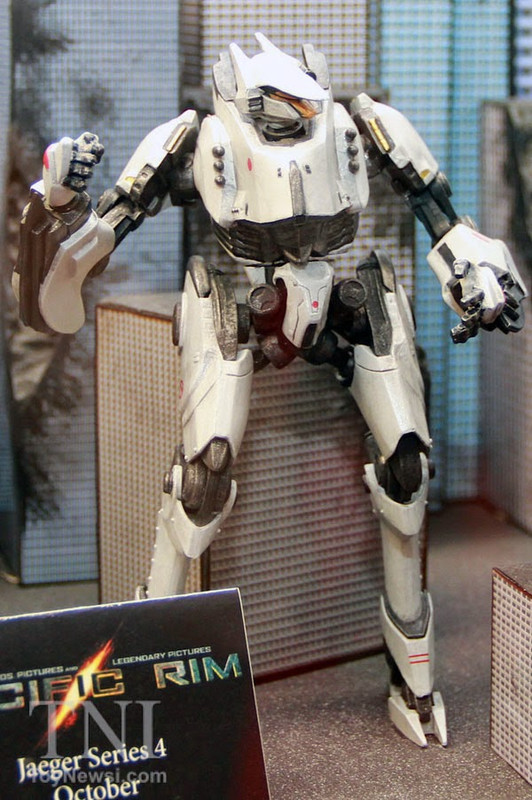 Neca Pacific Rim Display NYCC NECA PACIFIC RIM DISPLAY 06 — Postimages