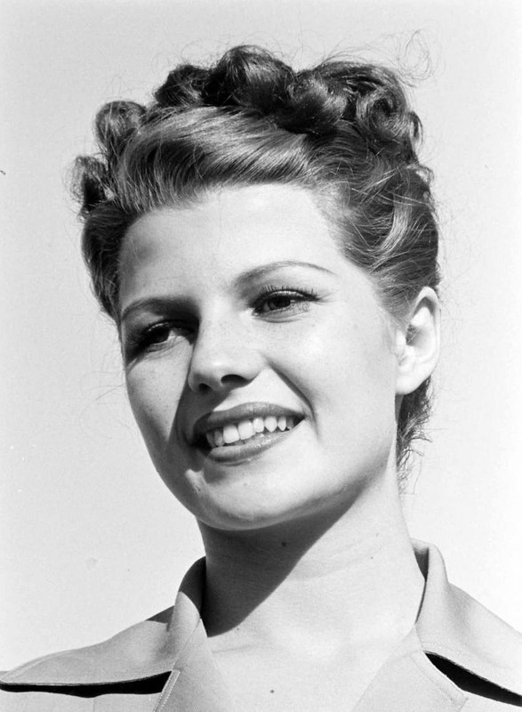 rita_hayworth_g43