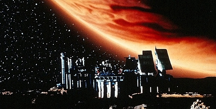 PETER-HYAMS-OUTLAND-2-A-FOTOR.jpg