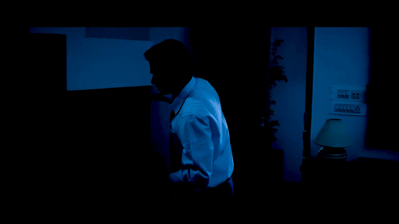 Raima Sen Hot Navel From Mirch 2010 4k.mp4_snapshot_03.31_[2020.11.30_20.59.38]