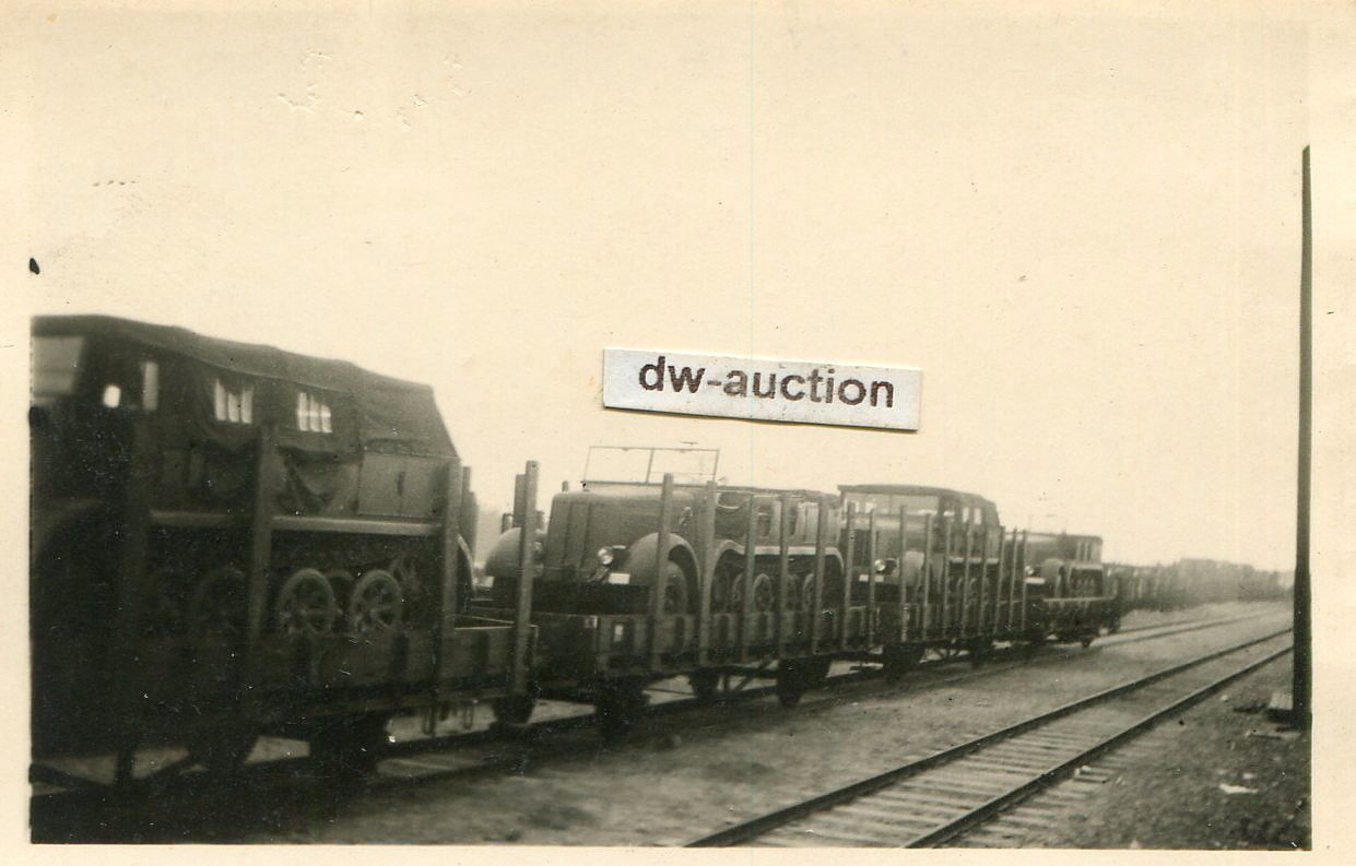 Sturmgeschütz Abt. , SdKfz Halbkette auf Bahntra