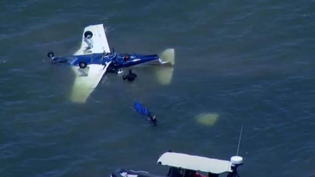 Avioneta se desploma y mueren cuatro personas incluyendo dos niños