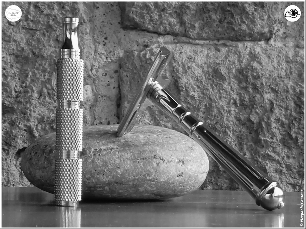 Postino20240118_RazoRockHawkV3A_BN