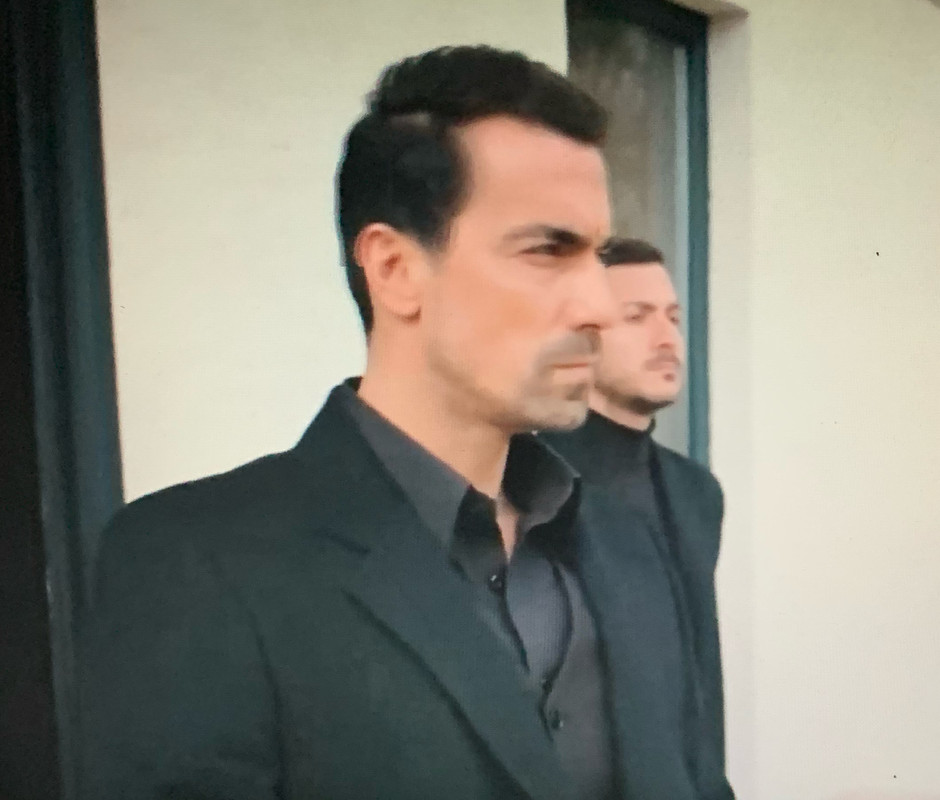 6CD8028E-5923-41FB-85C8-80568A094395