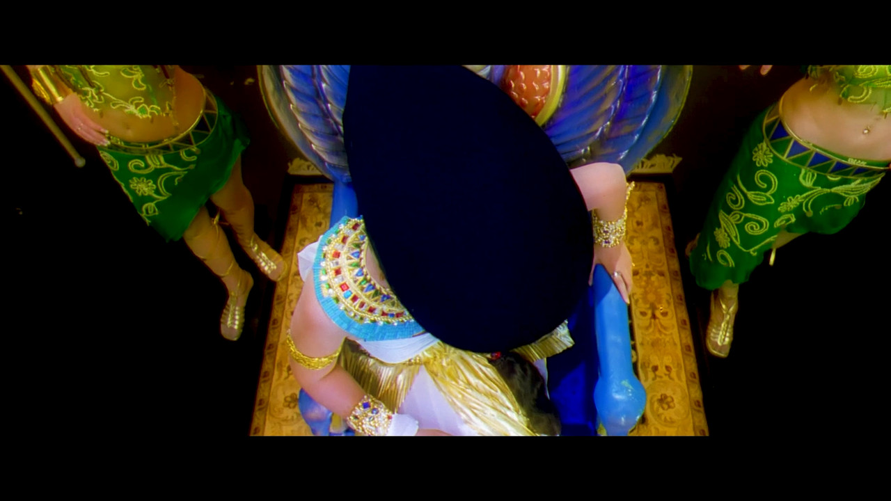 Nayanthara Hot Song 02 From Kuselan 2008 4k.mp4_snapshot_00.13_[2020.12.02_22.28.28]