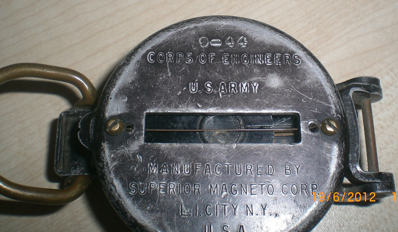 Brujula USCE 1944