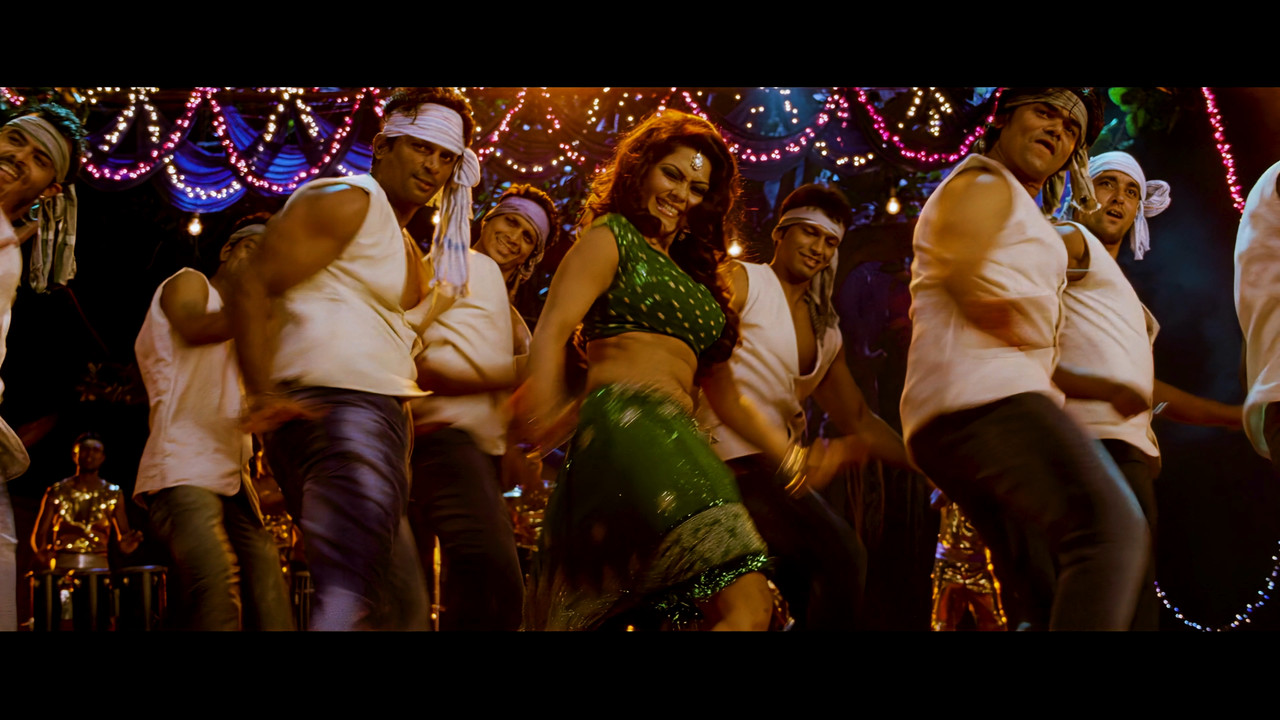 Tamanna Hot Song 03 From Himmatwala Taki O Taki 4K (Best Quality).mp4_snapshot_00.05_[2021.04.05_13.