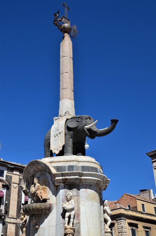 CATANIA-27 Y 28-4-2019 - Italia y sus pueblos-2018/2019/2023 (125)