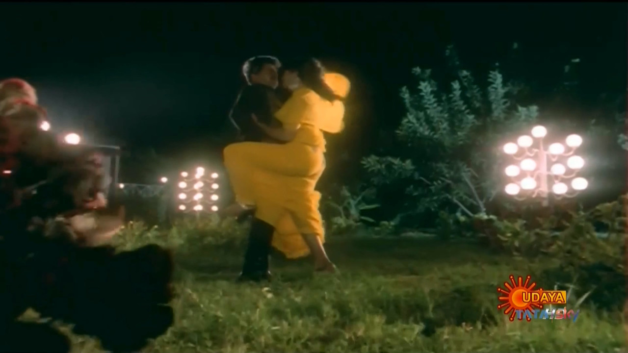 Vanitha Vasu Hot NR.mp4_20210823_081024.080