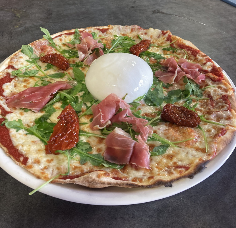 Pizza Burrata