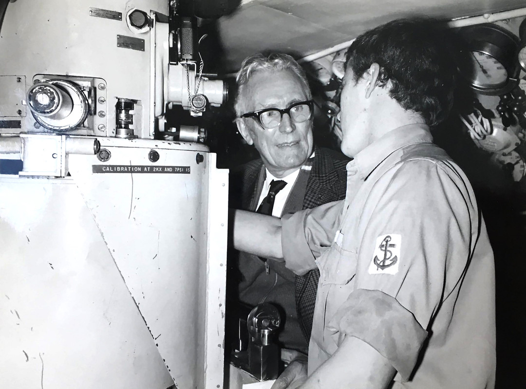 HMS PORPOISE командир в ЦП в День семьи 1973