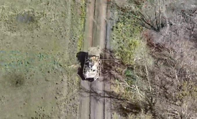 1046 BTR-82AT aband 11 05 24