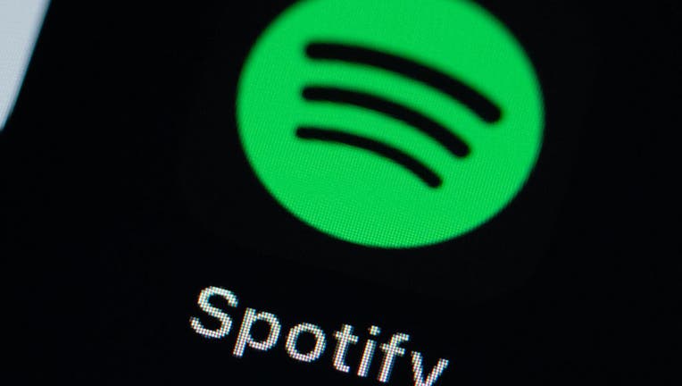 Spotify te avisará antes de escuchar podcasts que hablen sobre COVID-19