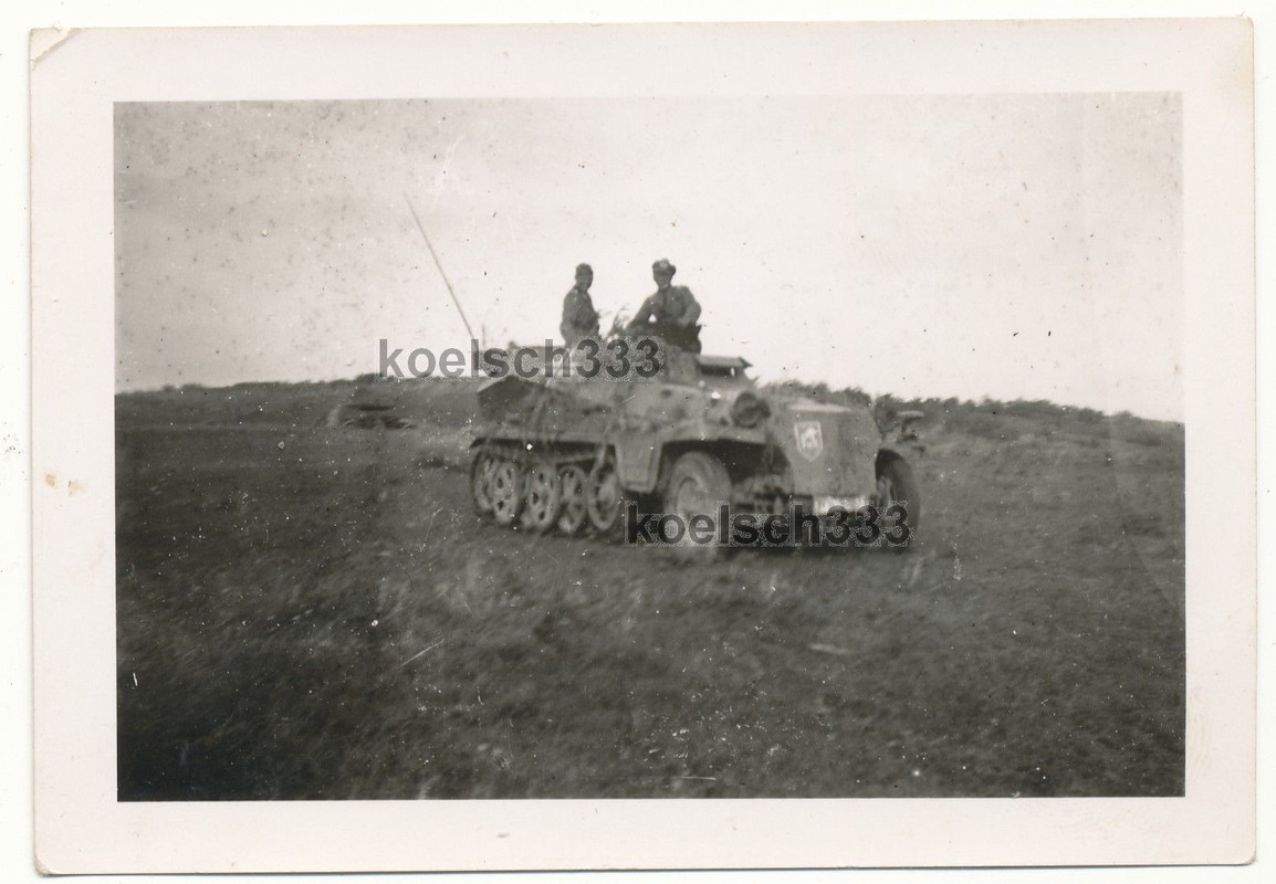Foto Kommandowagen Schützenpanzer Sturmgeschütz 
