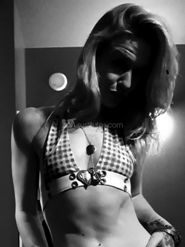 escorts-49485-289800-profile_m