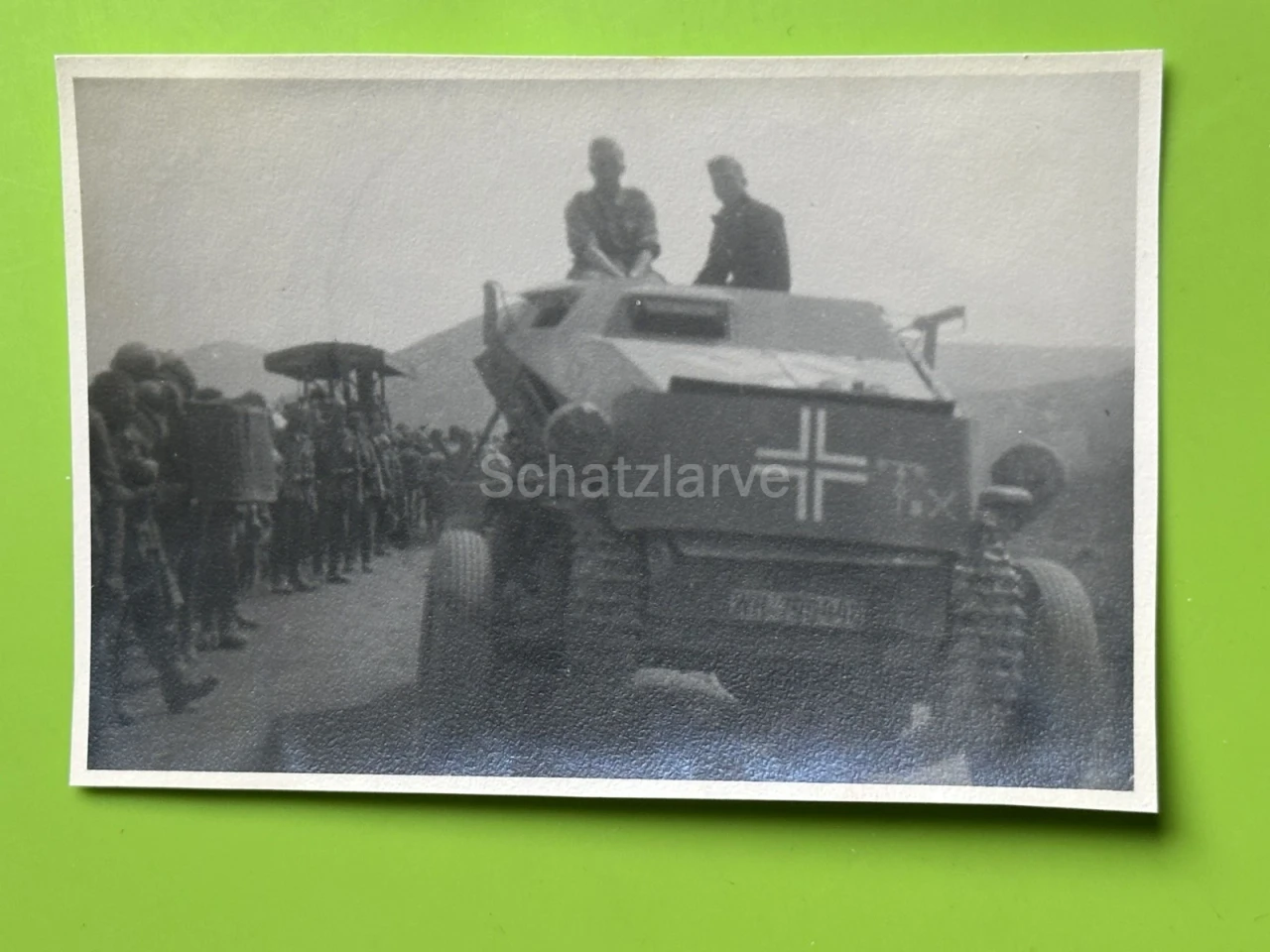 Foto GBJ Rg 143 Sd Kfz mit Rad und Kette Griechenland 1941 (MJ 100)1030