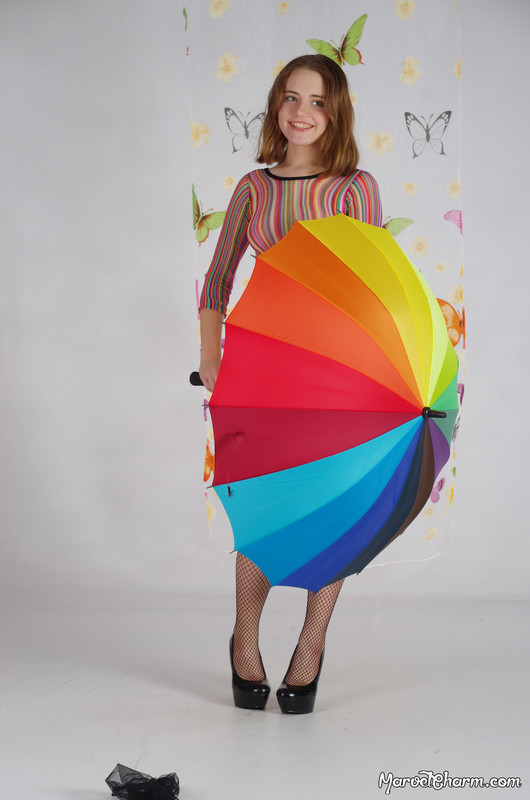 MarvelCharm_Nicolette-Rainbow-080