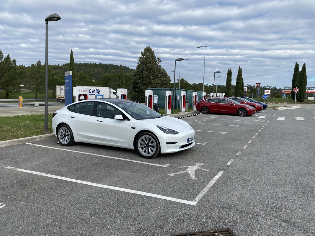 9BEE6DE0-7718-43A1-BAA4-C9FBB576D60D