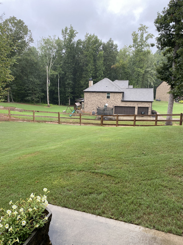 AEC4FBA3-A797-47B0-8242-E351988CFD91