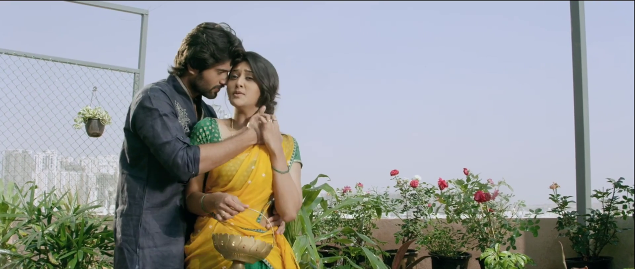 vlcsnap-2025-04-22-23h49m28s638