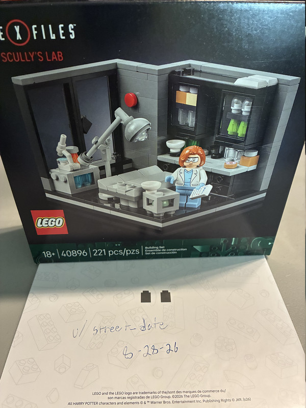 Lego X Files GWP