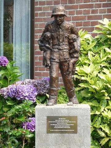 Monumento a Karl Heinz Rosch