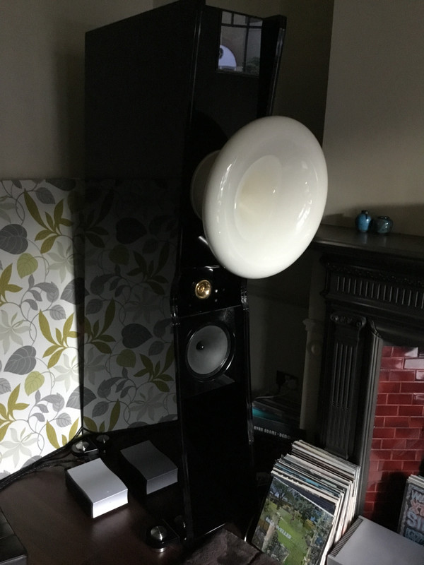 EEC51CE2-477E-4683-BFA1-2BBA5053E3F6