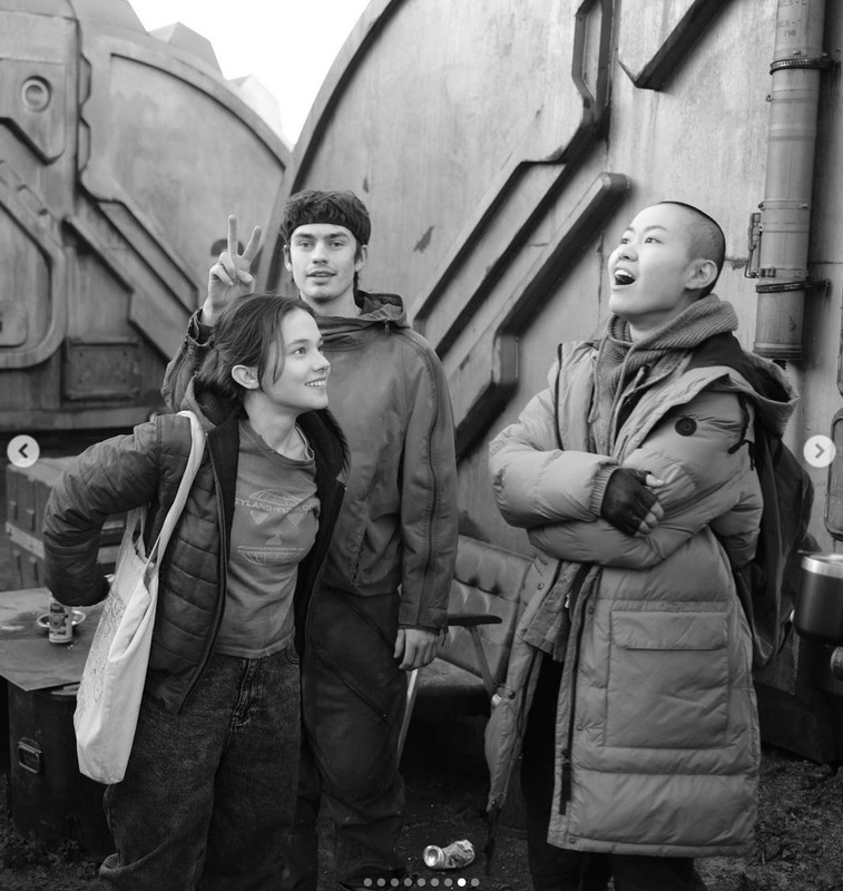 6E6BB005-1593-4ECD-A8E4-0DE3F8B60063