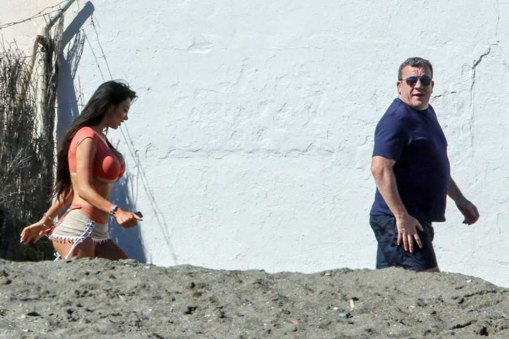 Chloe-Khan-upskirt-STARS-com-1024x683-7