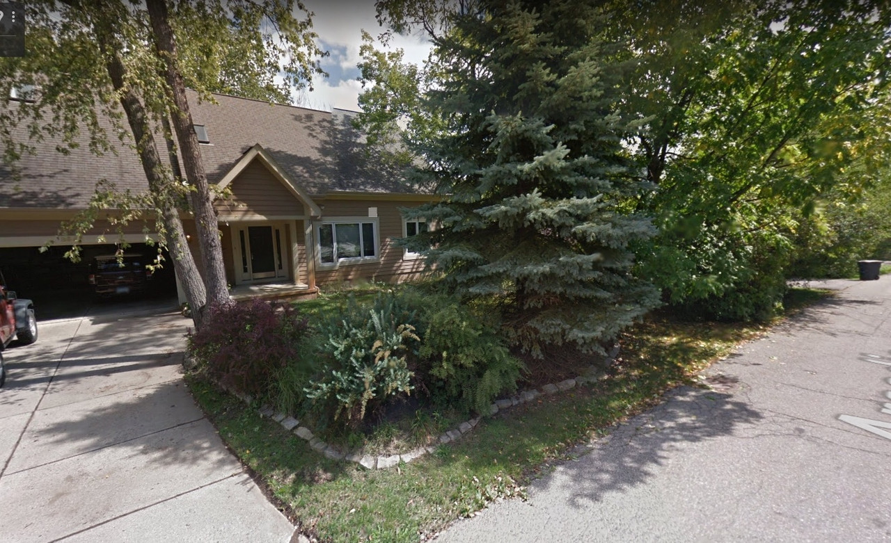 2BA75740-EE47-4F2B-81DD-F34E4FE4F6DD