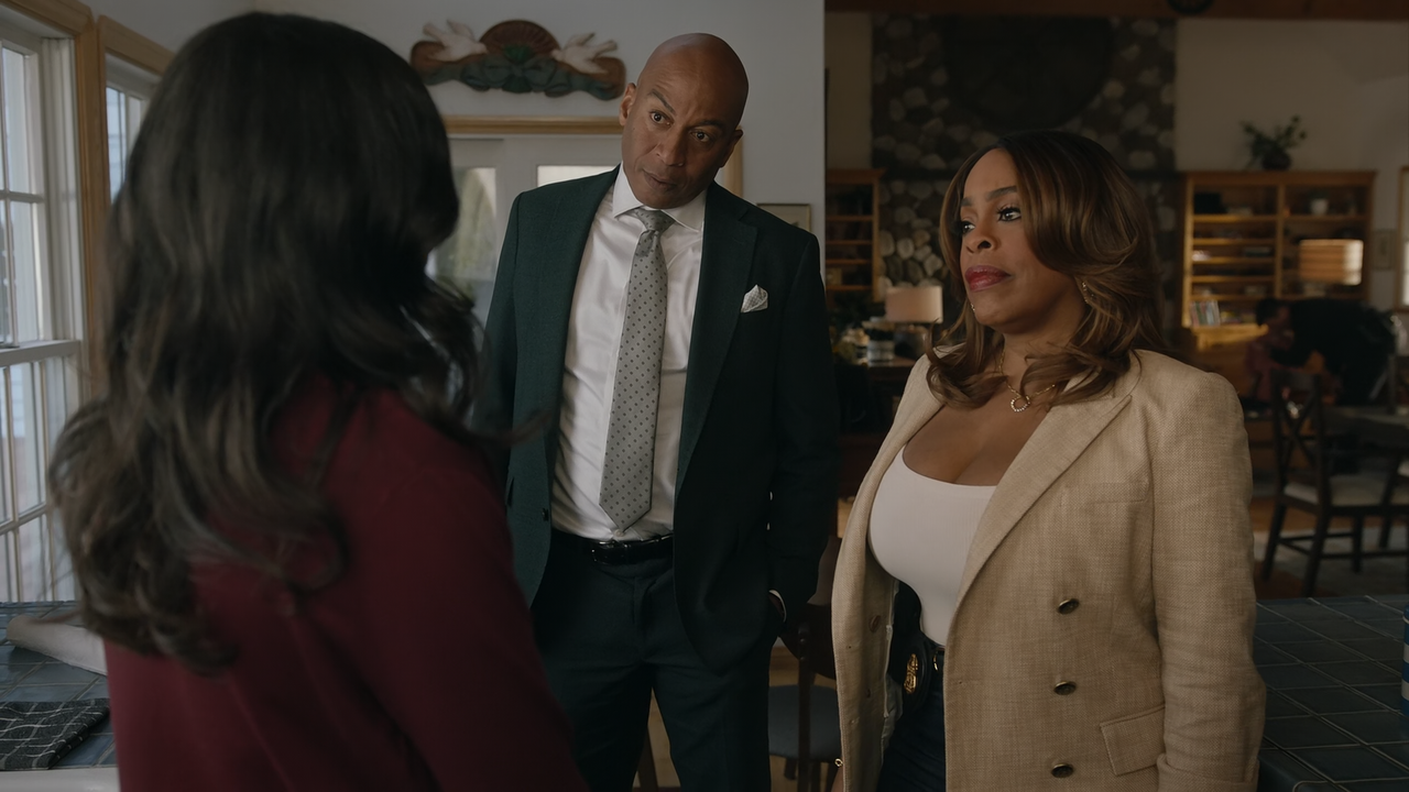 The.Rookie.Feds.S01E21.Bloodline.(2).1080p.10bit.AMZN.WEB-DL.DDP5.1.HEVC-Vyndros.mkv_snapshot_19.37_