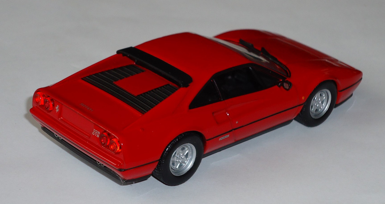 Ferrari-328GTB2